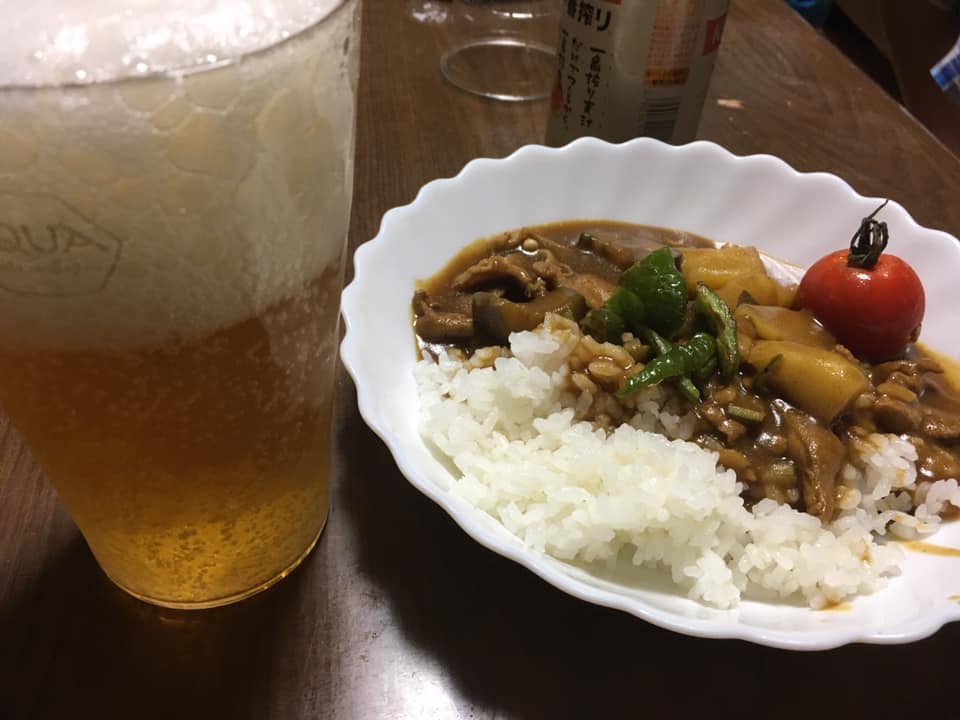 夏はカレーだーー！！